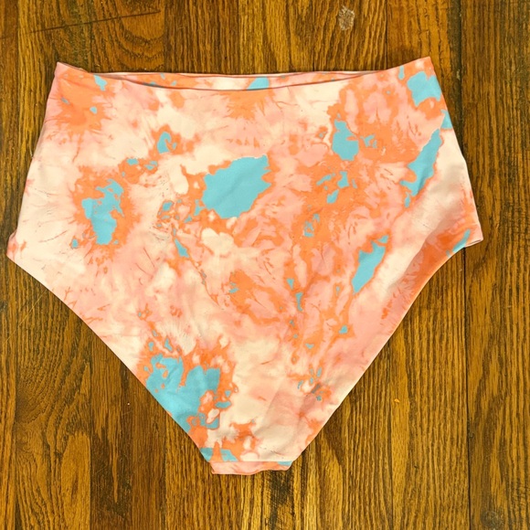 🎉NWOT! Buddy Love Pink and Orange Tie Dye Bikini Bottoms Drops of Jupiter! - Picture 5 of 5